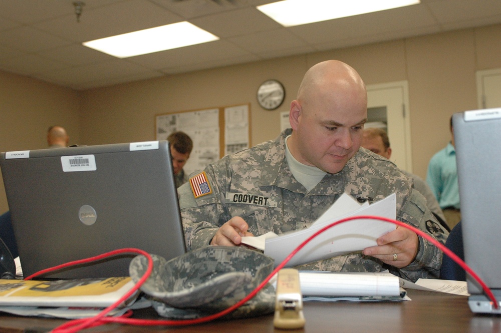 13th Sustainment Command (Expeditionary) Assists 321st Sustainment Brigade in Pre-Deployment Mission Rehearsal Exercise