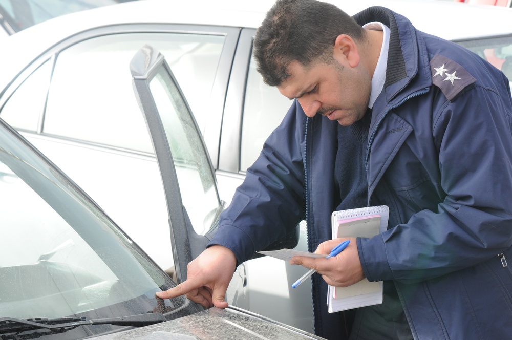Looking for stolen automobiles in Kirkuk