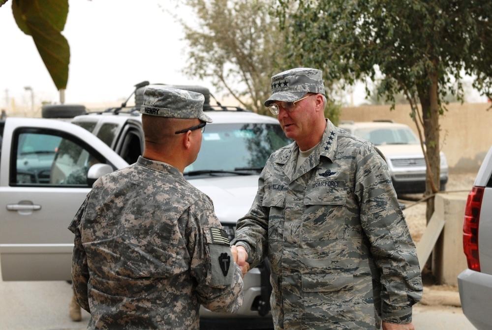 National Guard Bureau Chief visits Arrowhead troops