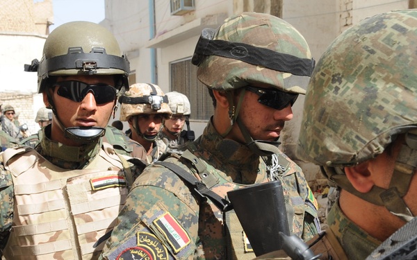Iraqi army, Paratroopers team up for Operation Sway Sway