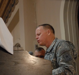 Soldiers of all creeds gather for prayer