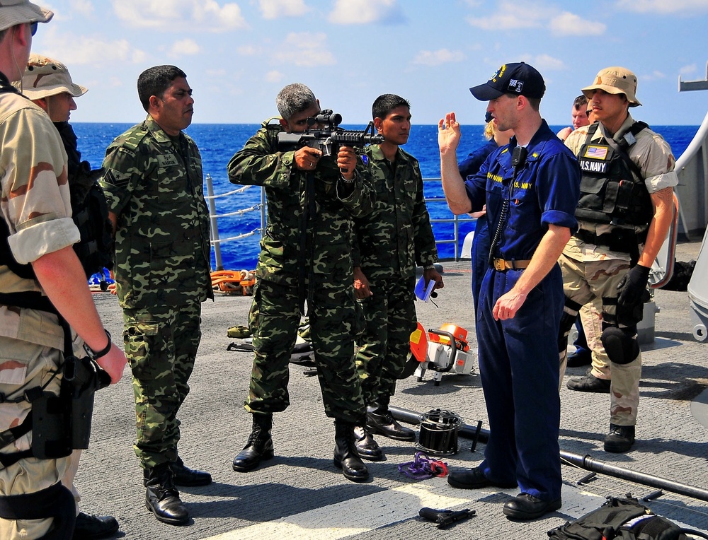 USS Lake Champlain in the Maldives