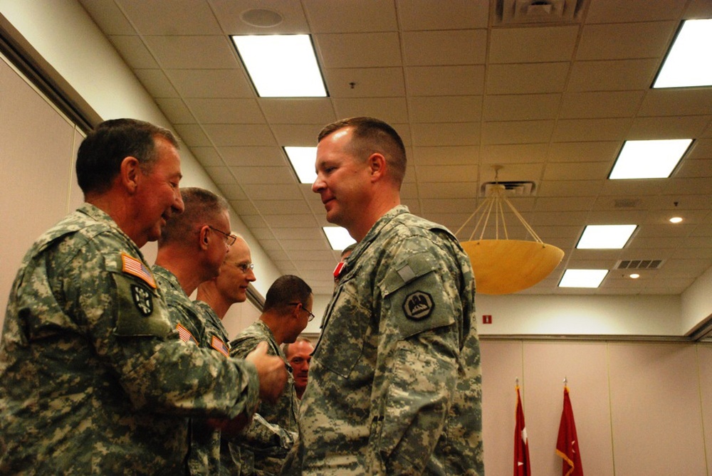 Bossier City Guard unit receives new commander, awards for overseas deployment