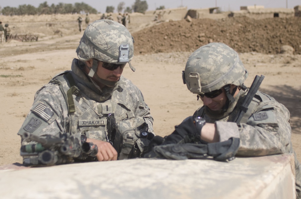 Patrol in the village of Shananah in Diyala Province, Iraq