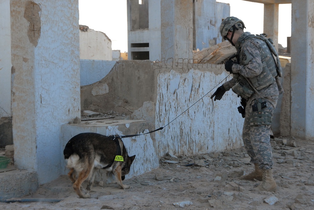 Search of a former weapons manufacturing facility in Iskandariyah, Iraq