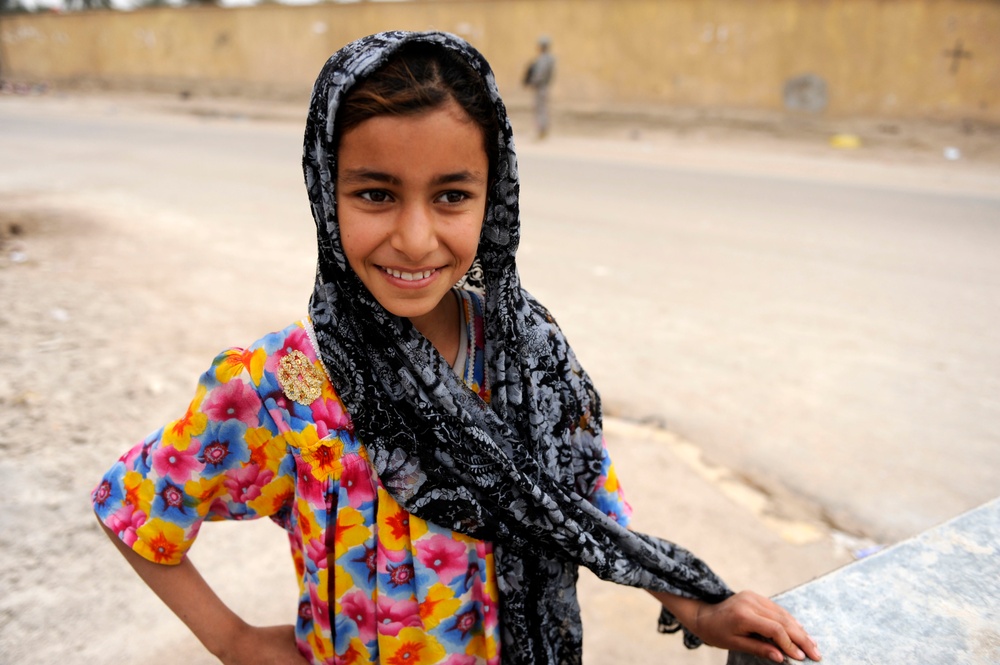 Patrol through the At Tannumah District in Basra