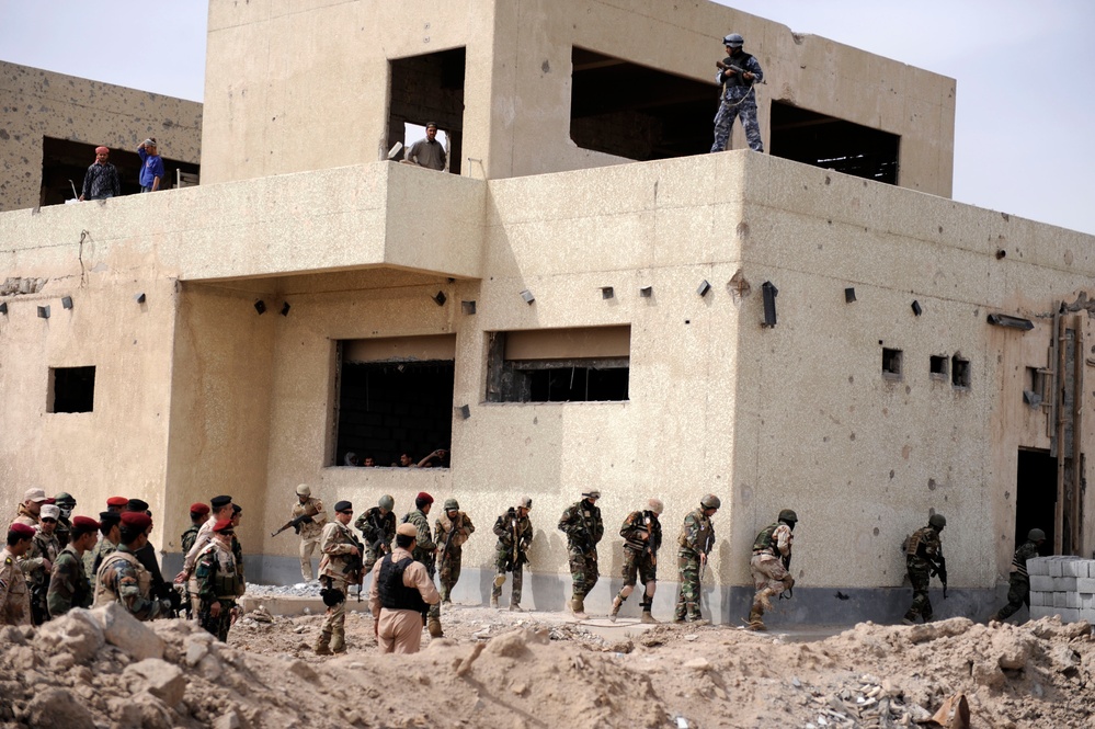 Training demonstration in Basra