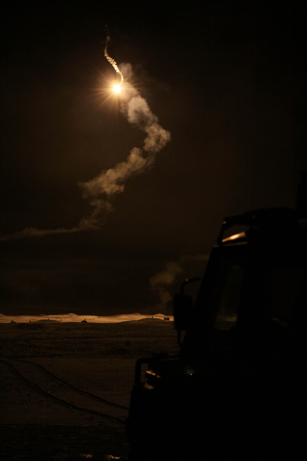 Flares Illuminate the Night During a Live Fire Training at Exercise Maritime Raider 09