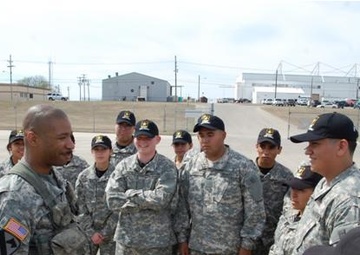 1st Air Cavalry aviators welcome Junior Reserve Officers' Training Corps students