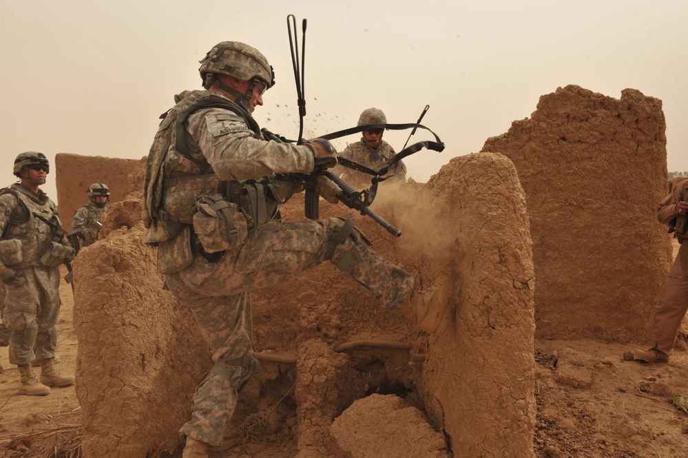 Village patrol in Diyala