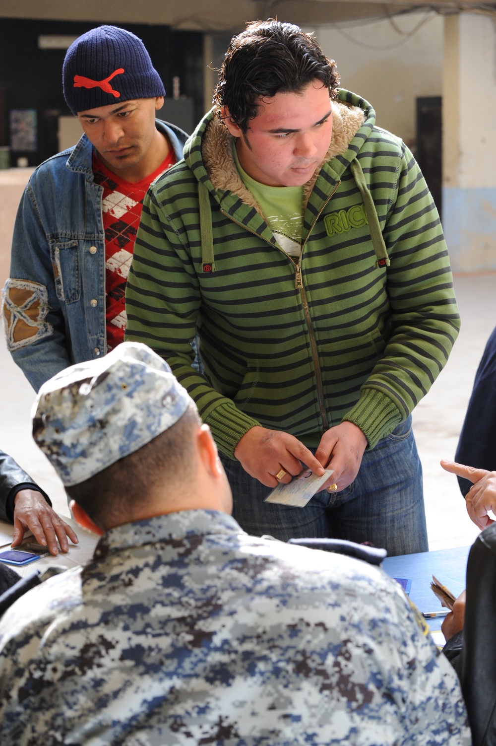 Sons of Iraq payday at Forward Operating Base Loyalty