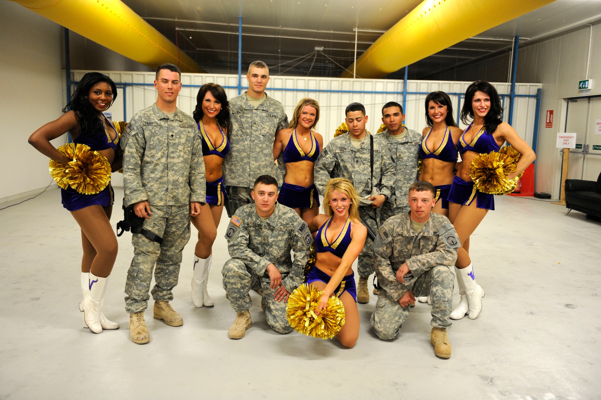 DVIDS - Images - Minnesota Vikings cheerleader tour of Iraq goes