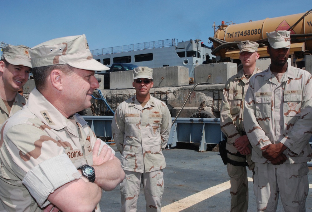 Vice Admiral Gortney Visits USNS Catawba