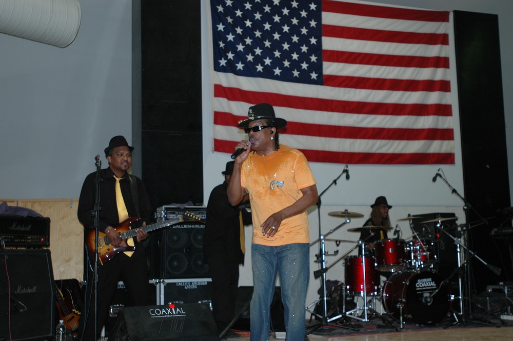 Charlie Wilson and the Gap Band 'bring it' to 3rd Heavy Brigade Combat Team, Forward Operating Base Marez