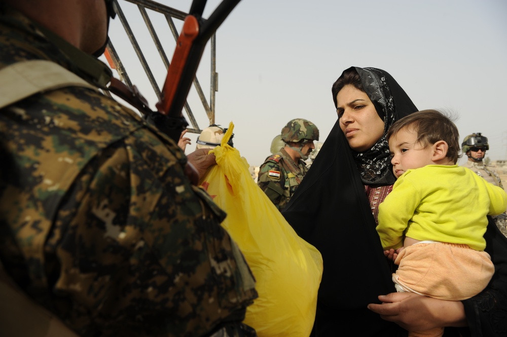 Humanitarian aid mission in Mosul