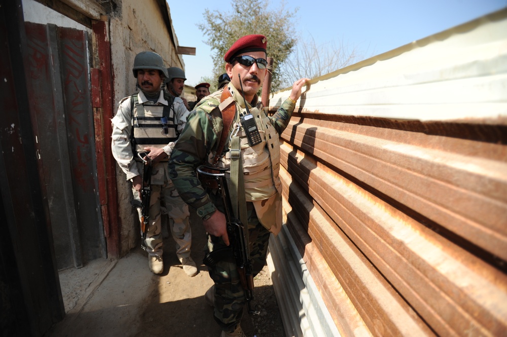 Joint patrol near Taji