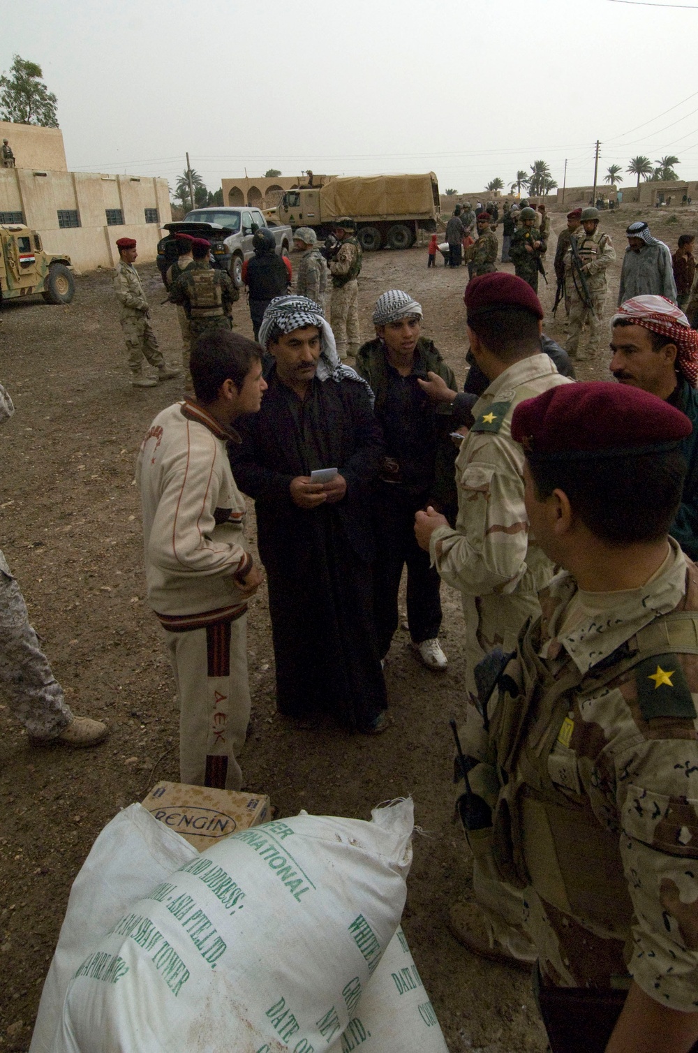 Humanitarian aid in Tamuuz