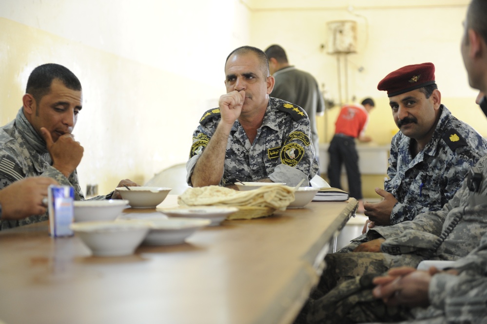 Iraqi national police officers train at headquarters in Rumaylah