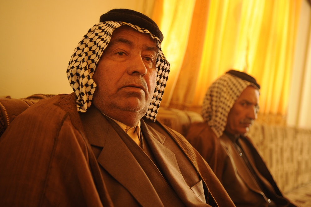 Patrol in Hamza, Iraq