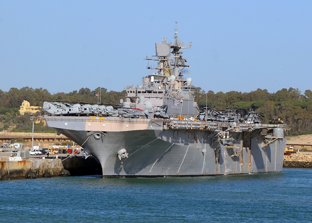 USS Iwo Jima moored at Naval Station Rota