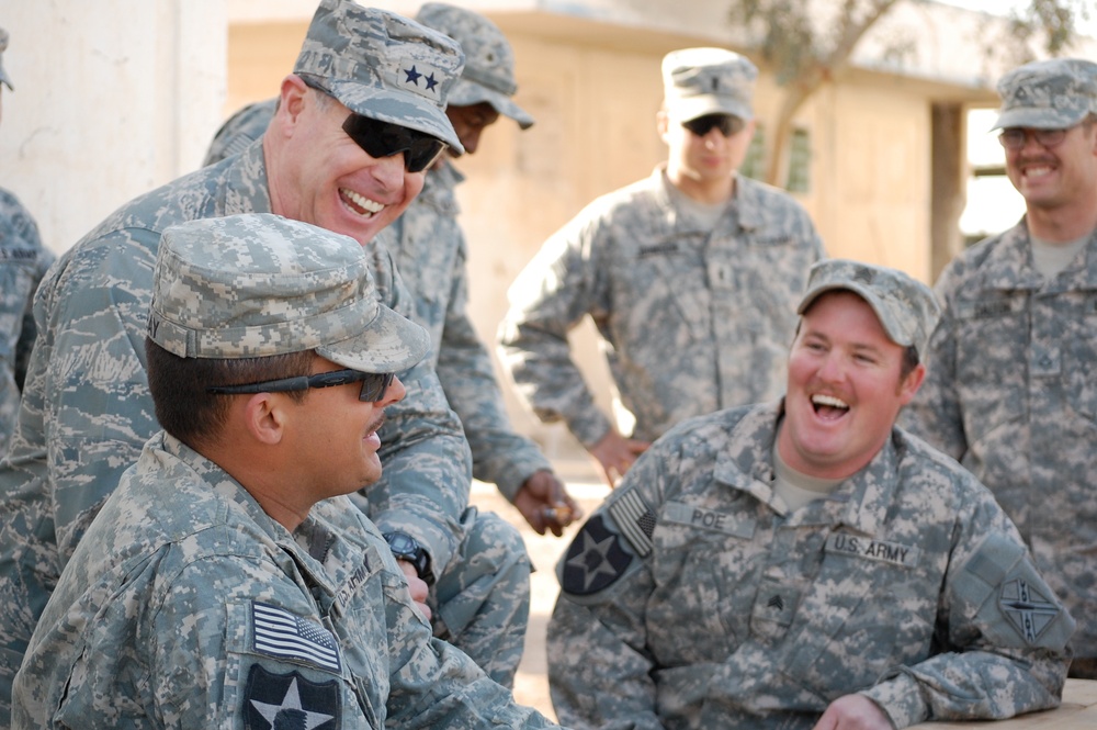 Adjutant General of Virginia visits 180th Engineer Company in Iraq