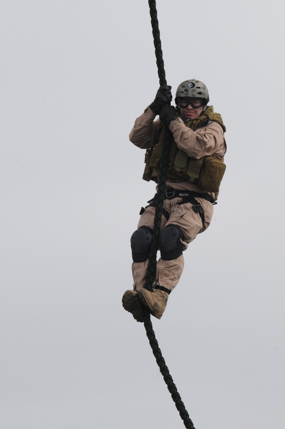 Fast rope exercise