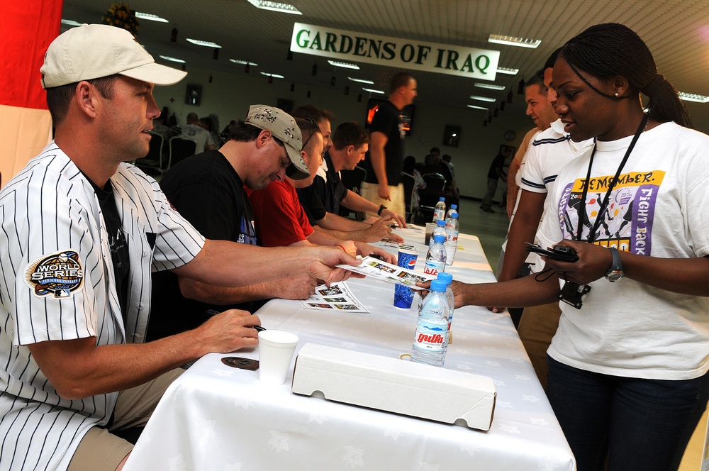 Baseball Legends Visit Qatar Base