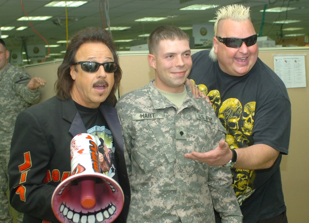 Pro wrestlers visit Multi-National Division - Baghdad