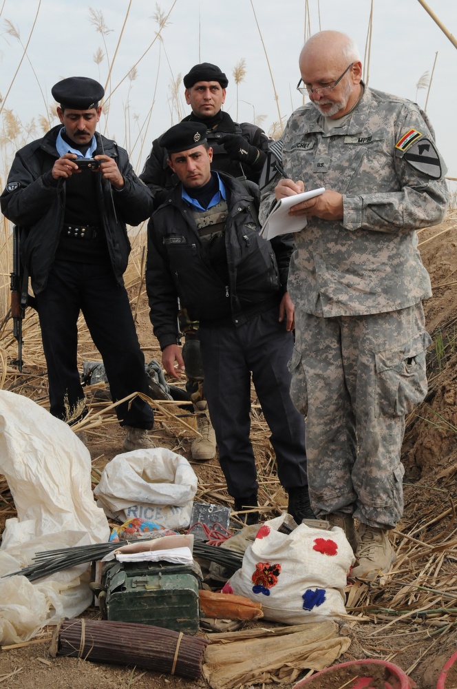 Patrol near Osharea, Iraq