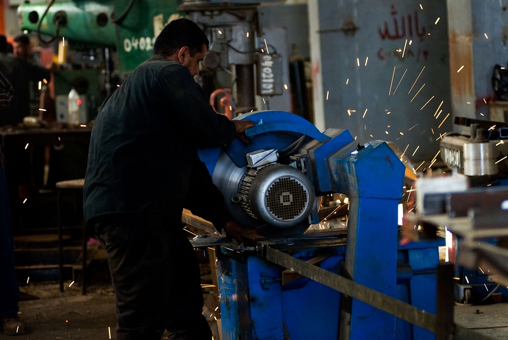 Meeting at the contracting company in Basra