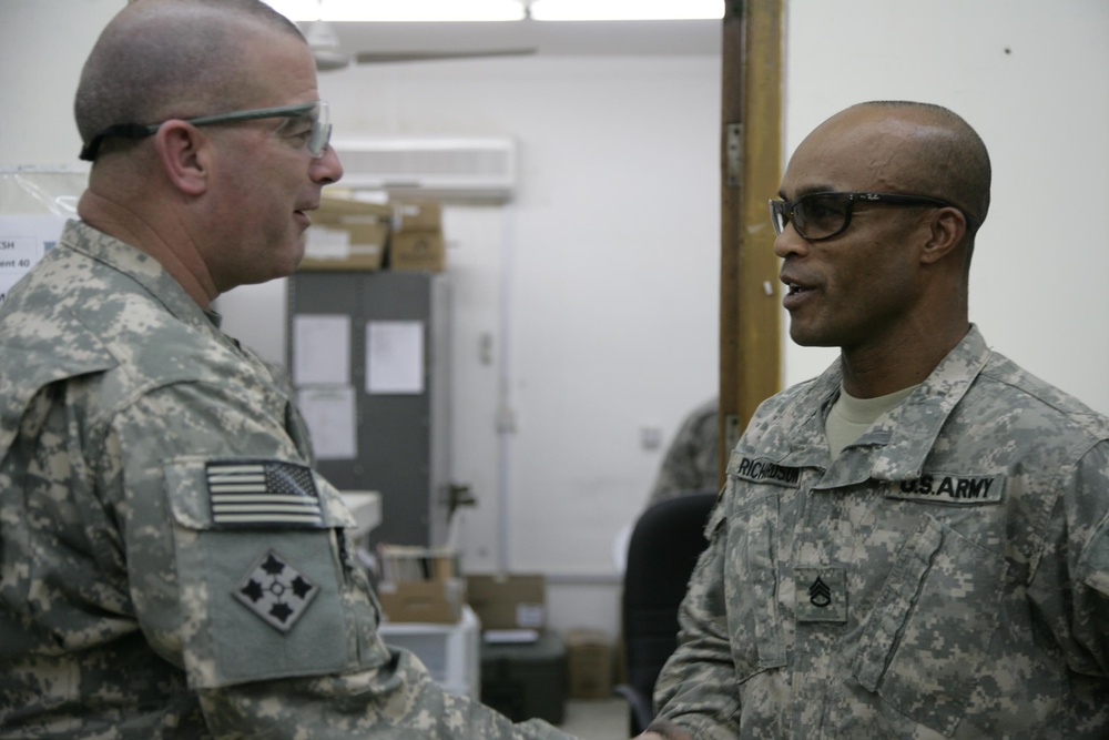 Force Top Enlisted visits with Soldiers