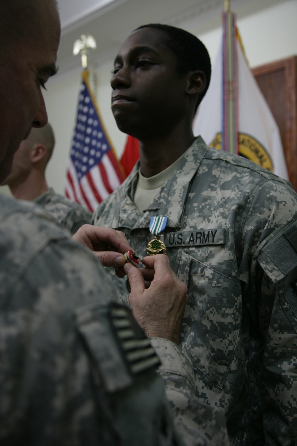 Camp Victory Soldiers Receive Medals for Service