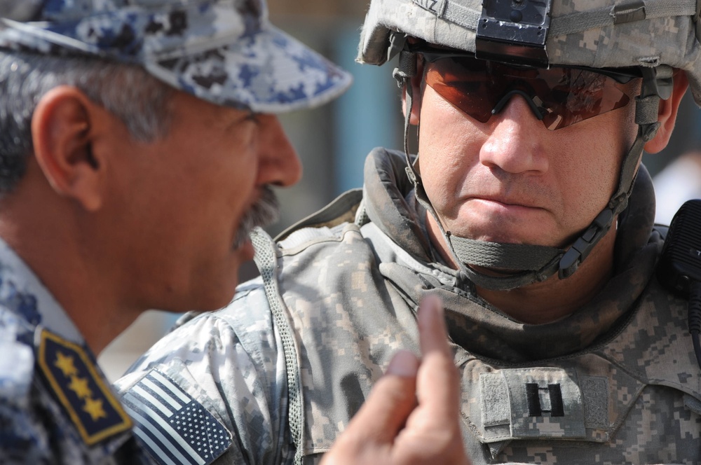 Artillery paratroopers conduct Iraqi Security Force checkpoint inspection