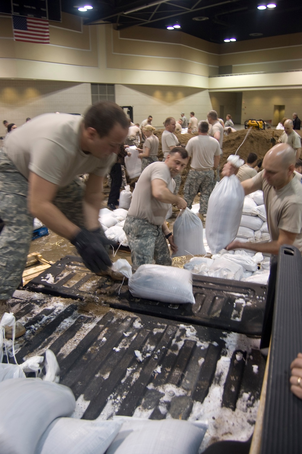 North Dakota National Guard sandbags for south Bismarck flooding