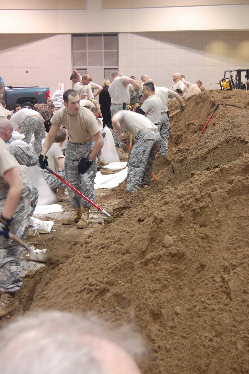 North Dakota National Guard sandbags for south Bismarck flooding