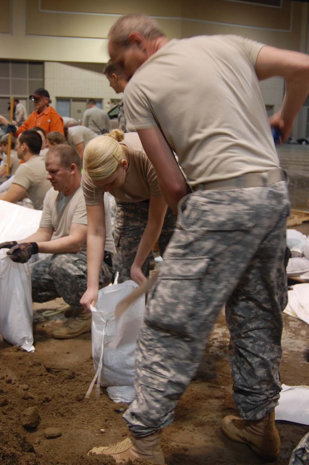 North Dakota National Guard sandbags for south Bismarck flooding