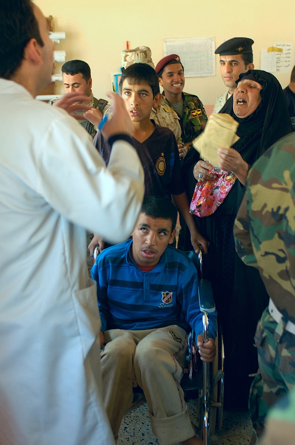 Iraqi army, Military transition team members bring hope to al-Shaab