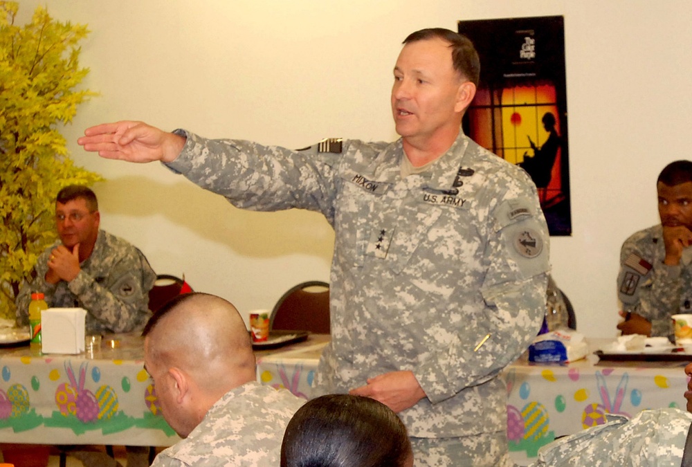 United States Army Pacific Command general visits Watchdog Military Police