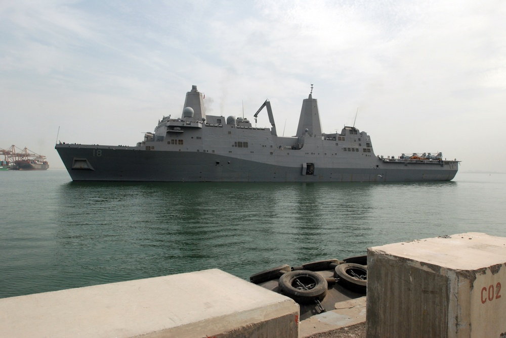 USS New Orleans Arrives in Bahrain