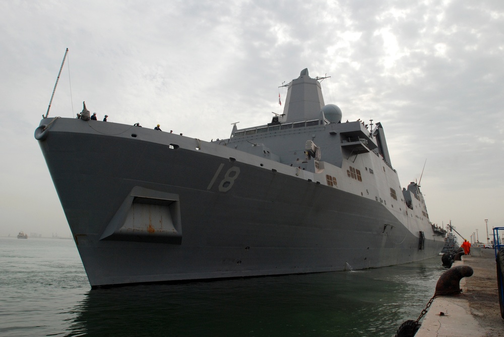 USS New Orleans Arrives in Bahrain