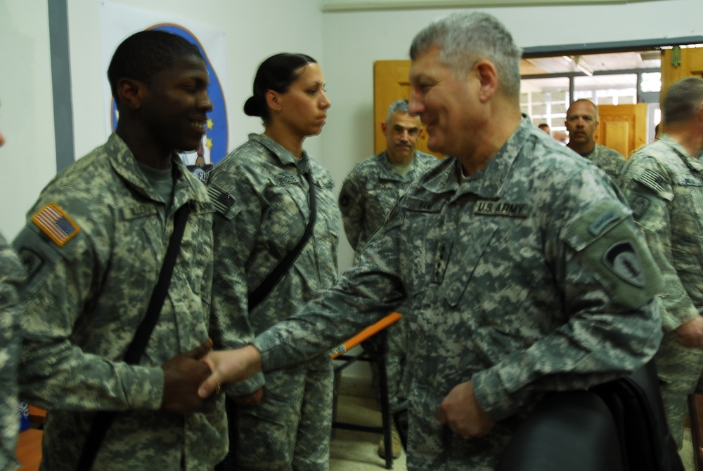 Soldiers Honored by Gen. Carter Ham