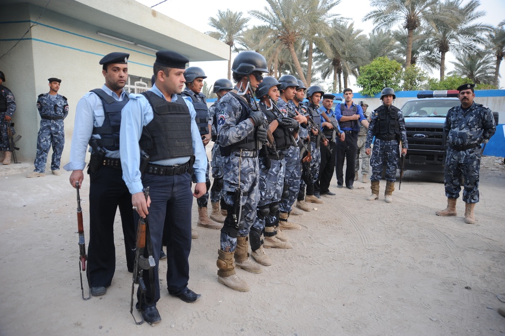 Joint patrol in the Kadamiyah area of Baghdad