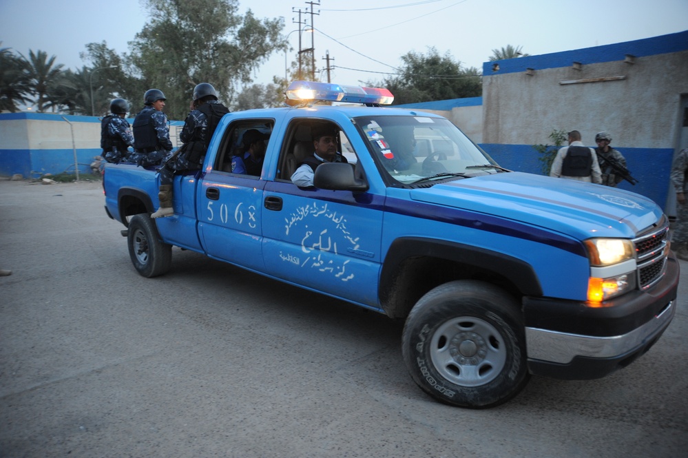 Joint patrol in the Kadamiyah area of Baghdad