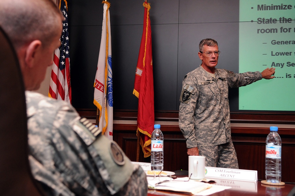 Top Enlisted War Fighters Tackle Troop Concerns