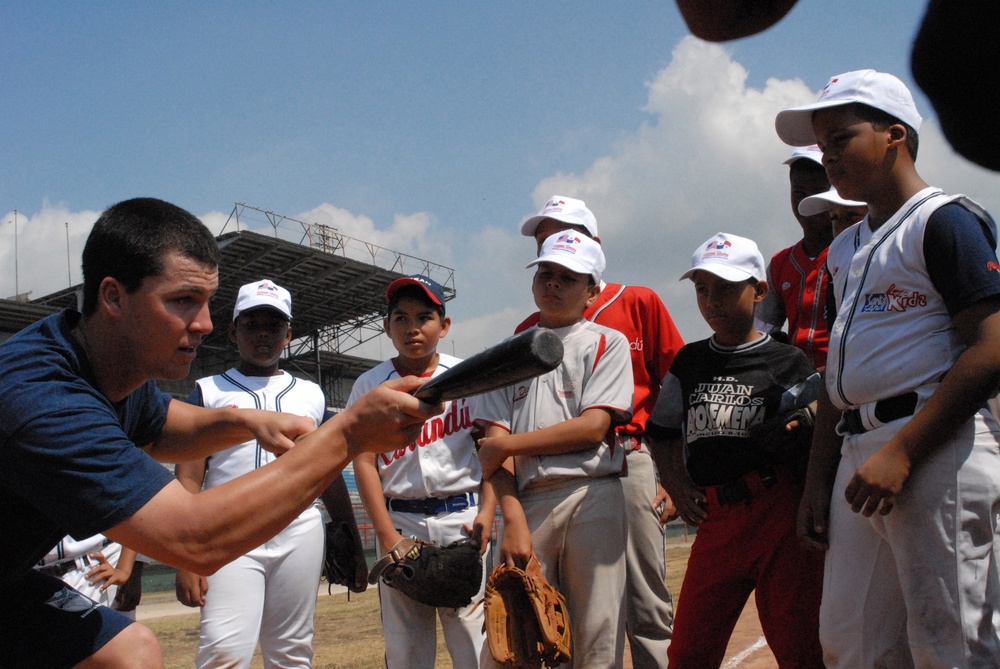 Southcom Baseball Team Partnership Clinic in Panama
