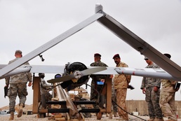 8th Iraqi Army Division familiarizes with the Shadow