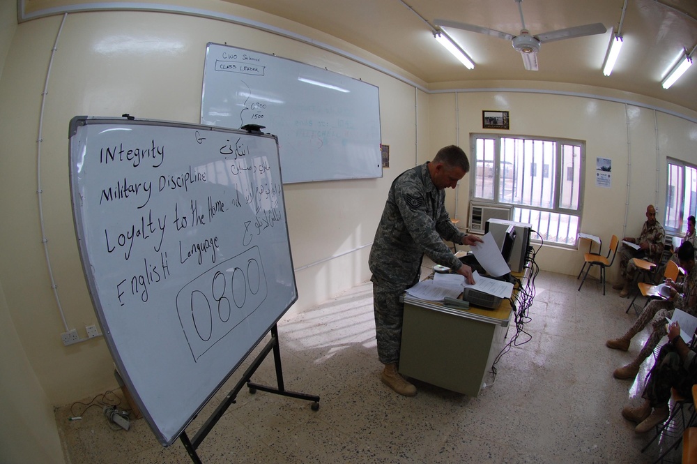 Air Force instructors empower Iraqi warrant officers to lead