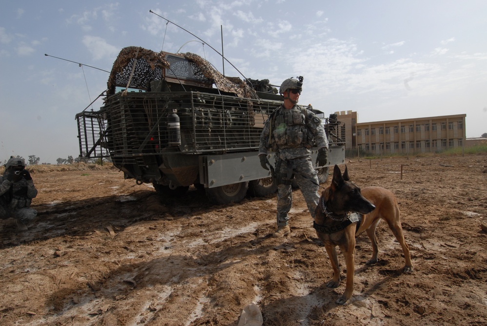 Patrol in Abu Ghraib Patrol in Abu Ghraib