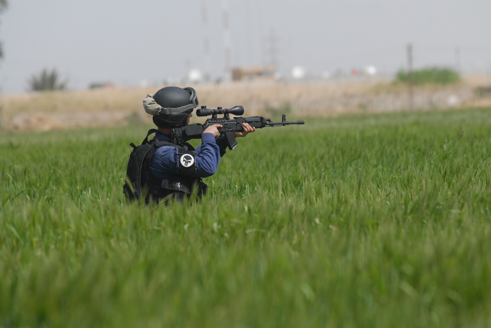 Patrol in Abu Ghraib Patrol in Abu Ghraib