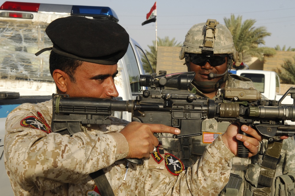 Patrol in Al Hayy